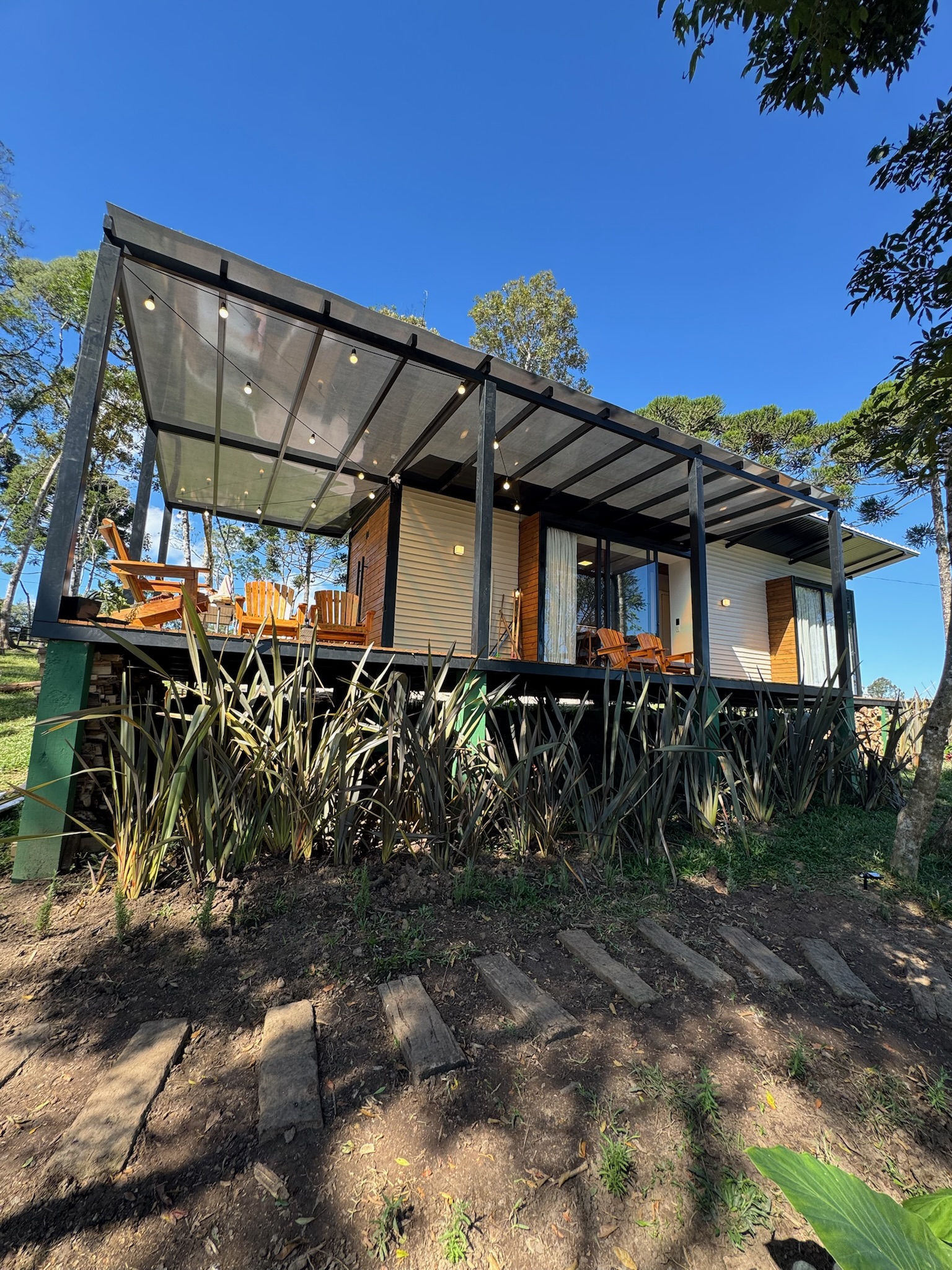 Fachada com pergolado